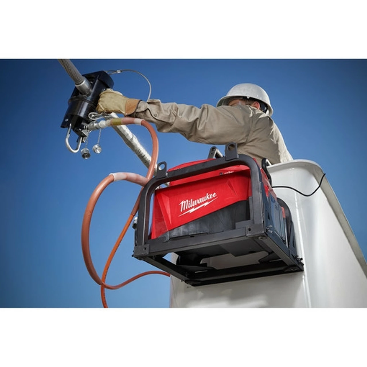 Milwaukee 2774-21HD M18 FORCE LOGIC 10,000psi Hydraulic Pump Kit 5 Milwaukee 2774-21HD M18 FORCE LOGIC 10,000psi Hydraulic Pump Kit - Image 3